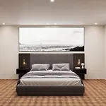 Arden House دينغل