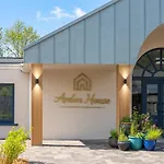 Arden House 4* Dingle