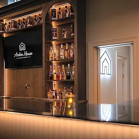B&B Arden House 딩글
