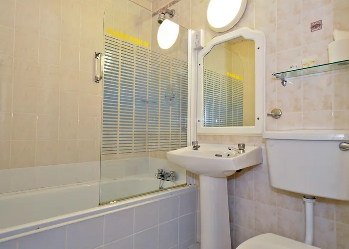 Oda ve Kahvaltı Arden House